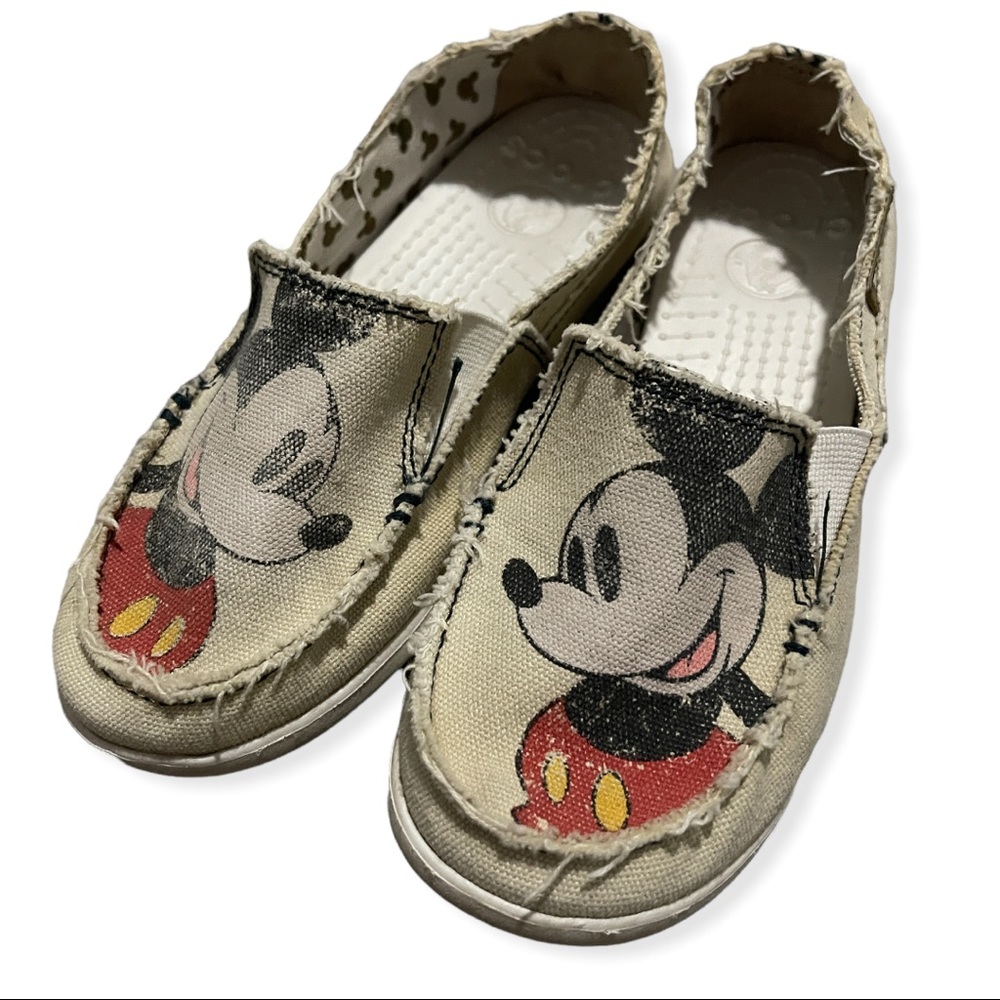 Crocs Womens sz6 Mickey Mouse Canvas Tan Loafers
